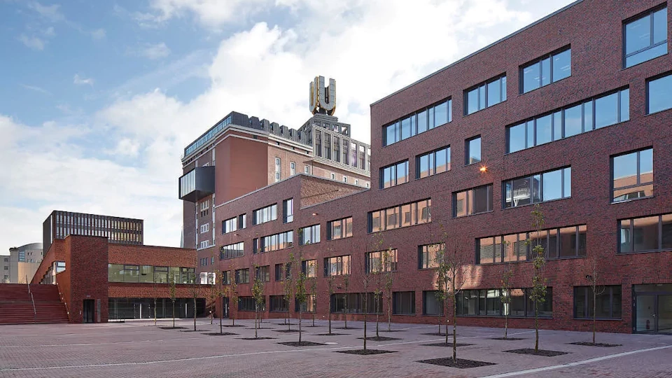 Visokabau Bau GmbH, BV Dortmunder U-Turm, Robert Bosch Berufskolleg, Innenputz